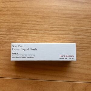 Rare Beauty soft pinch dewy liquid blush Hope